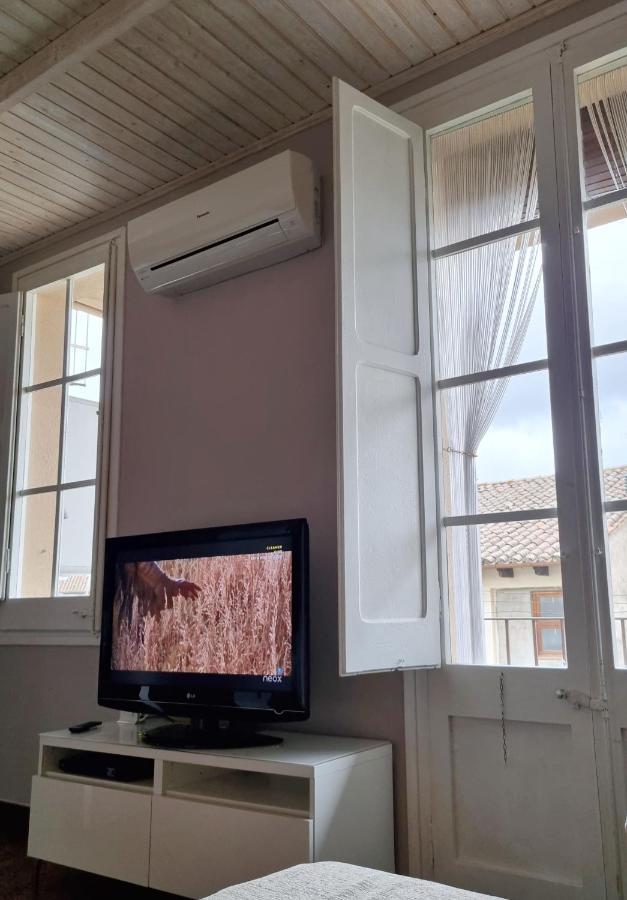 Apartment Sant Francesc โอลอต ภายนอก รูปภาพ