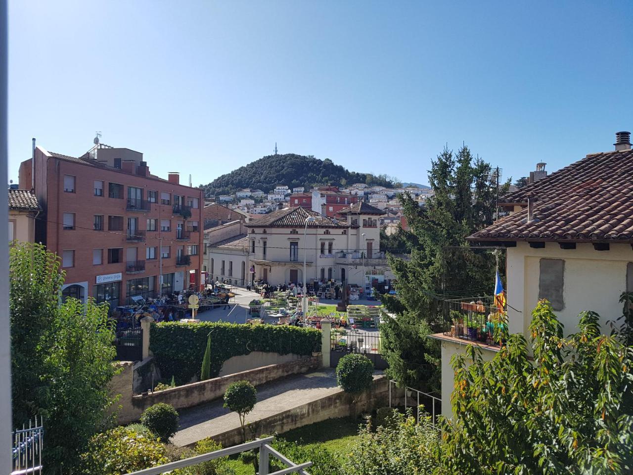 Apartment Sant Francesc โอลอต ภายนอก รูปภาพ
